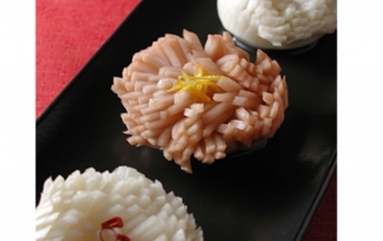 ワインビネガーで菊花かぶ
