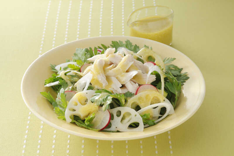 マイユレシピ わさびドレッシングで作る春菊と鶏ささみのサラダ